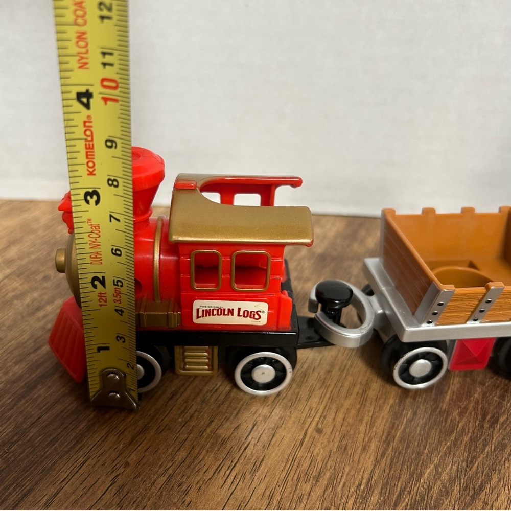 Lincoln Logs Train Gold Mine Express With Engine, Car, Caboose Red & Gold - Picture 8 of 9